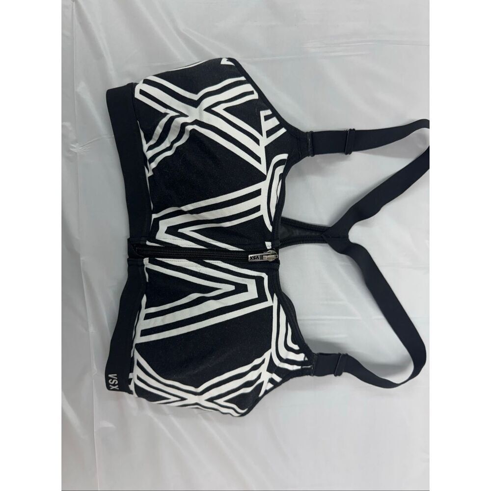 Victoria’s Secret Front Closure Racerback Sports Bra Size 32D